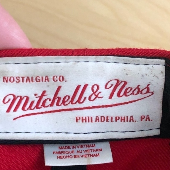 MITCHELL & NESS Chicago Bulls Trucker Hat - NEW - Picture 6 of 16